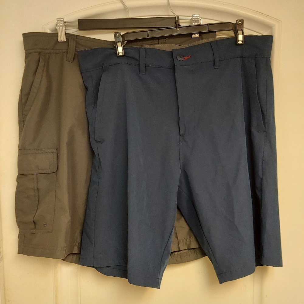 SET OF 2 BURNSIDE DRI-FIT LIGHTWEIGHT BLUE  & GRAY CARGO BOARD SHORTS LARGE - Picture 2 of 8